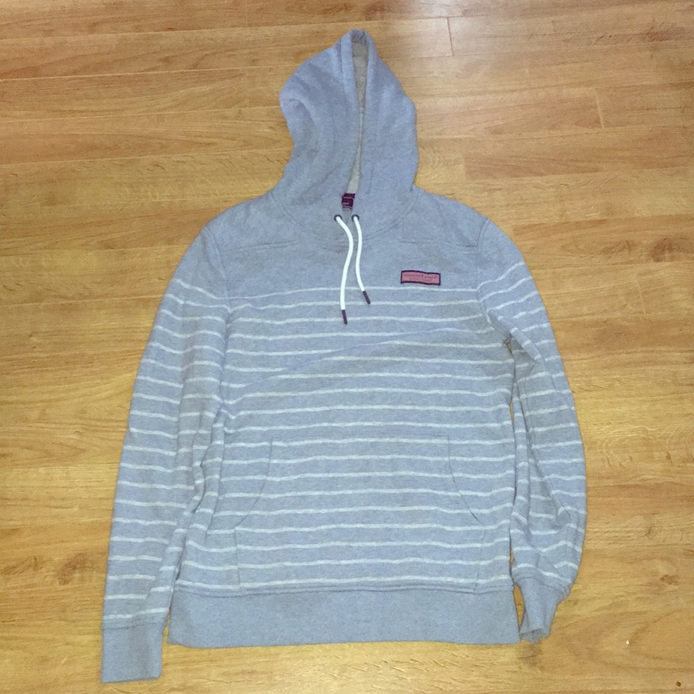 Vineyard vines hoodie